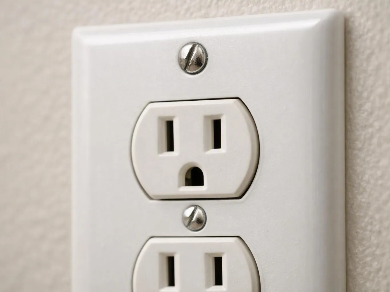 Electrician in Fort Wayne — Carbon Monoxide Detector Installation in Fort Wayne